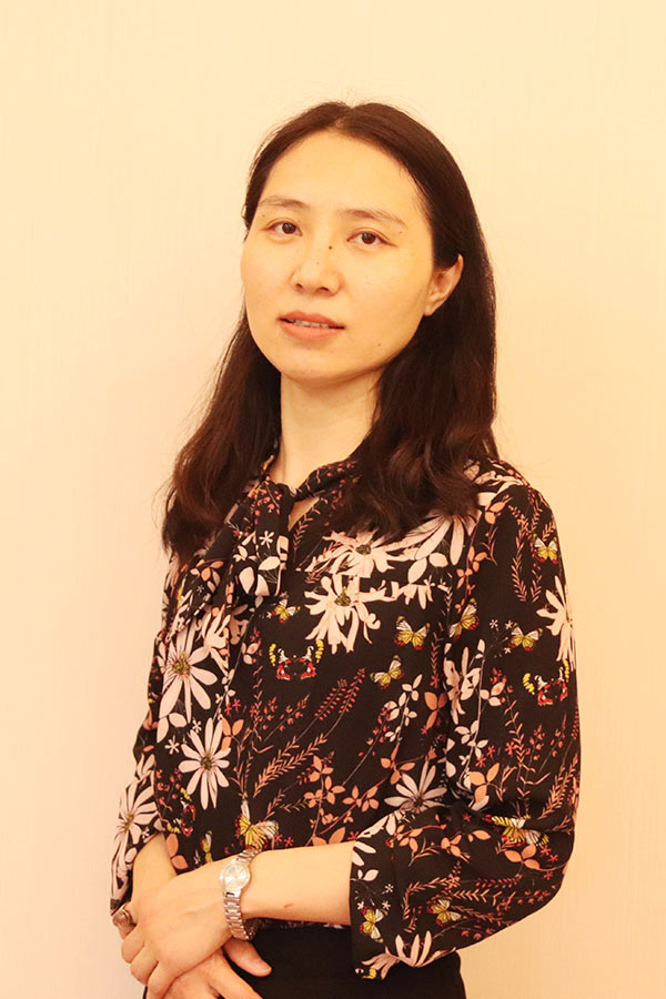 大荔王晓娜 研究生学历,毕业于华南师范大学